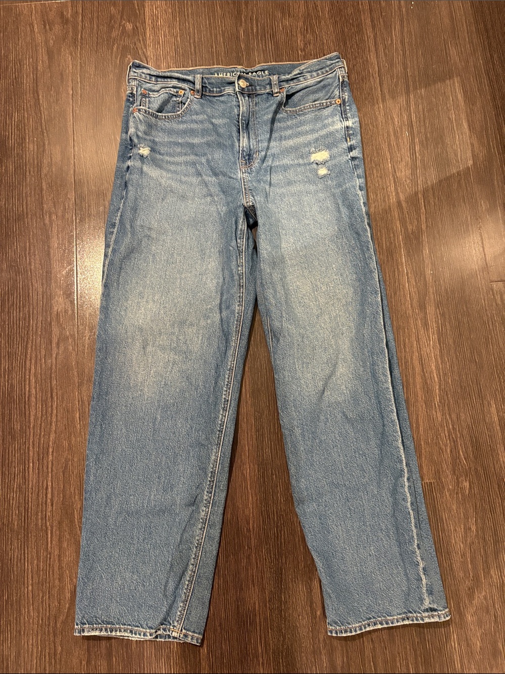 American Eagle Strigid super high rise baggy straight jeans sz 14